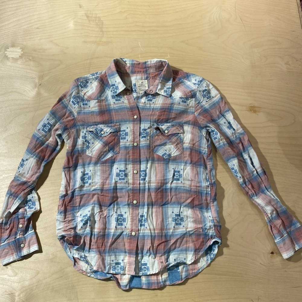 American Eagle Vintage Boyfriend Snap Closure Shirt Medium (FK) - Picture 2 of 15